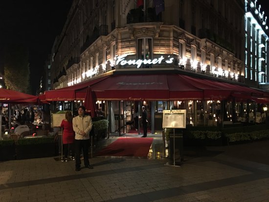 very-well-known-restaurant